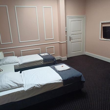 Aparthotel Platinum Apartamenty イノブロツワフ エクステリア 写真
