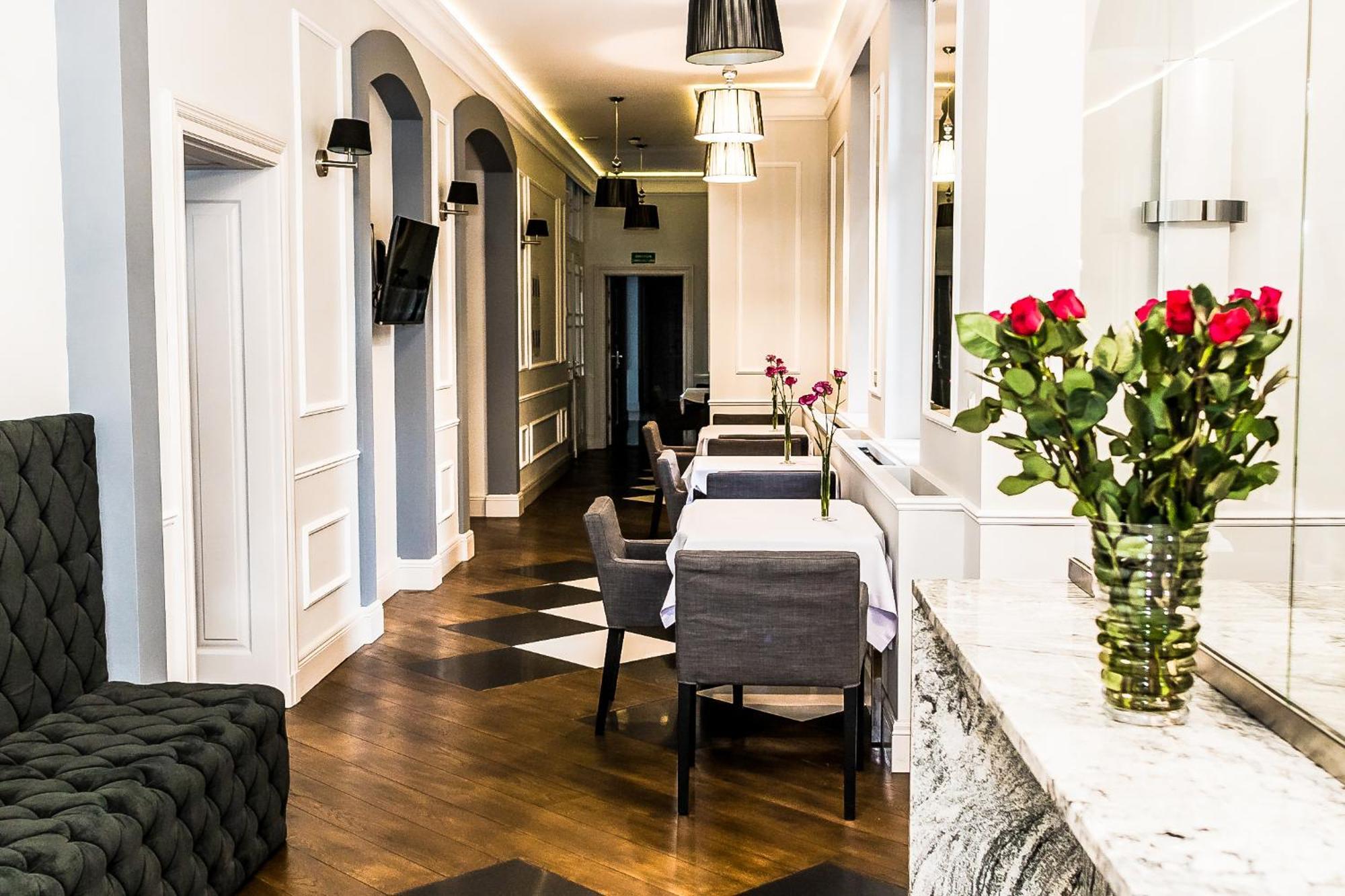 Aparthotel Platinum Apartamenty イノブロツワフ エクステリア 写真