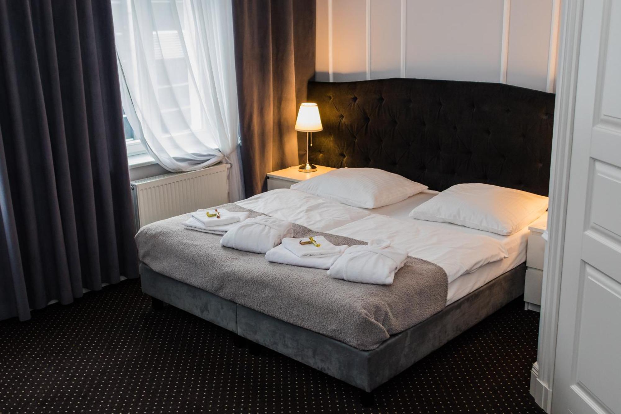 Aparthotel Platinum Apartamenty イノブロツワフ エクステリア 写真