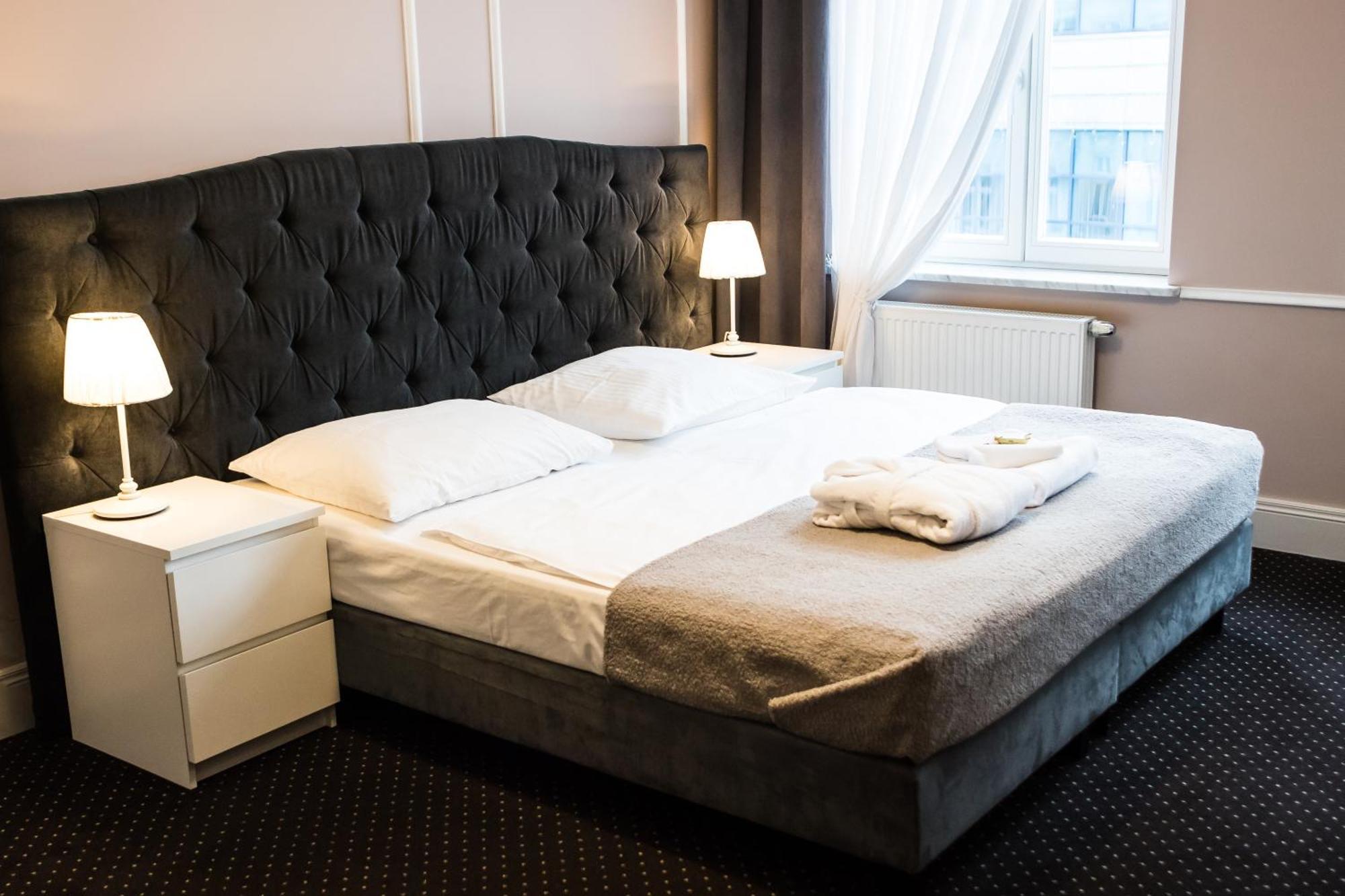 Aparthotel Platinum Apartamenty イノブロツワフ エクステリア 写真