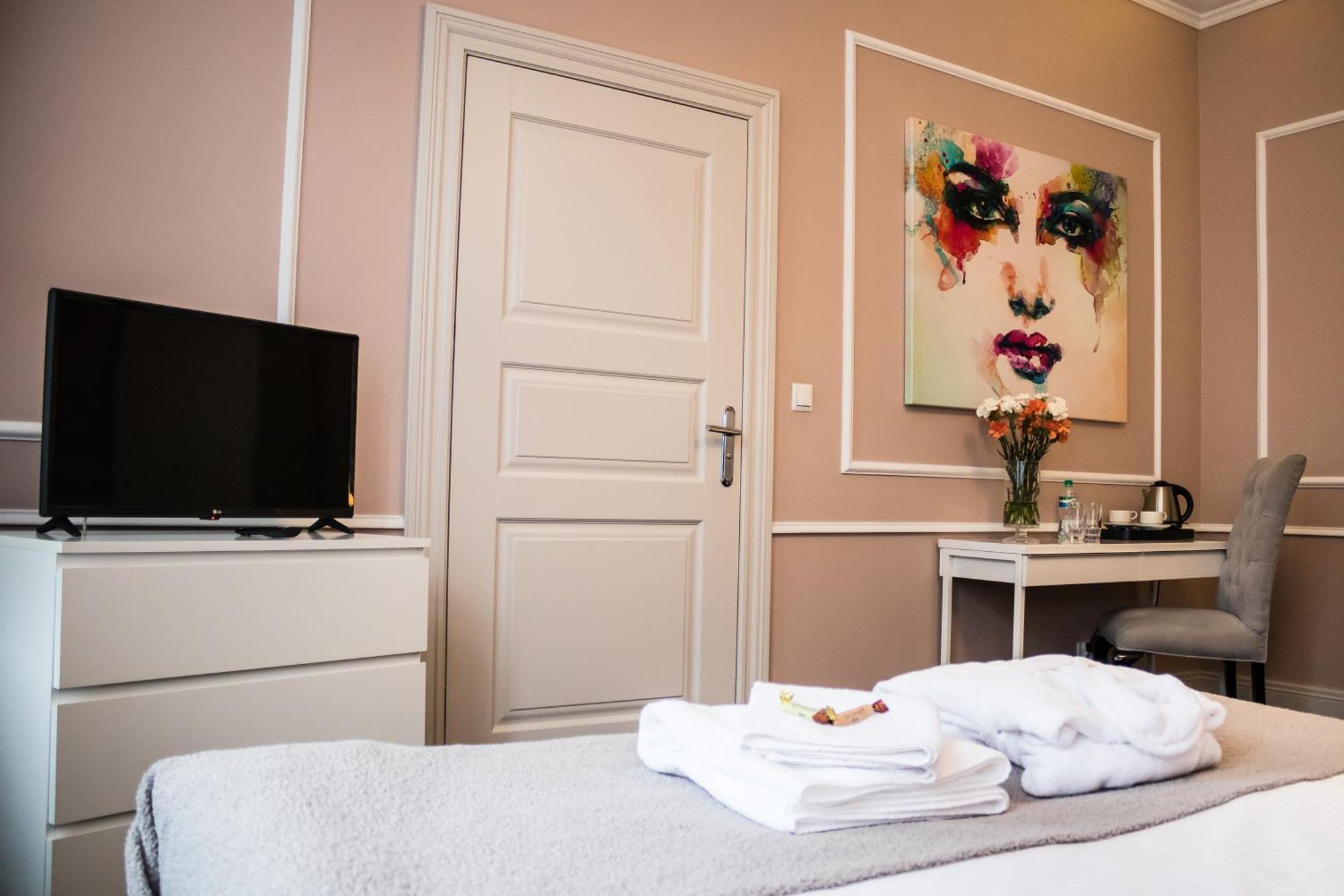 Aparthotel Platinum Apartamenty イノブロツワフ エクステリア 写真