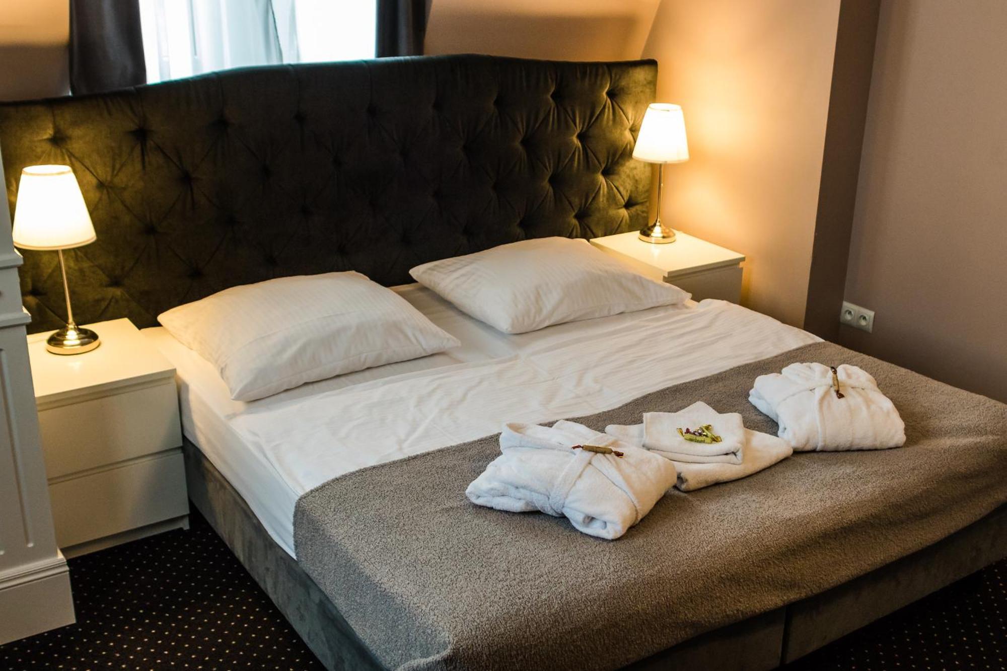Aparthotel Platinum Apartamenty イノブロツワフ エクステリア 写真