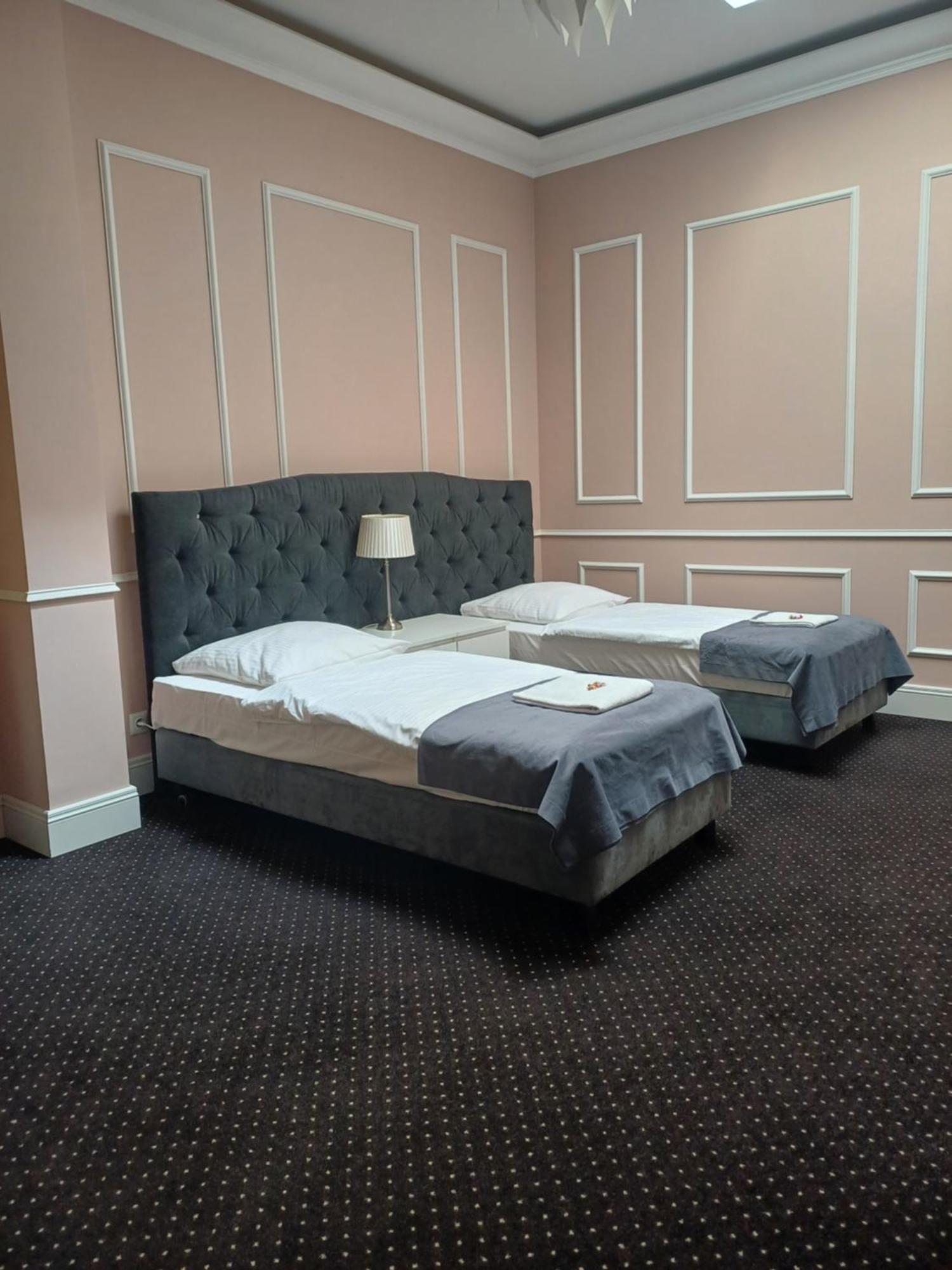Aparthotel Platinum Apartamenty イノブロツワフ エクステリア 写真