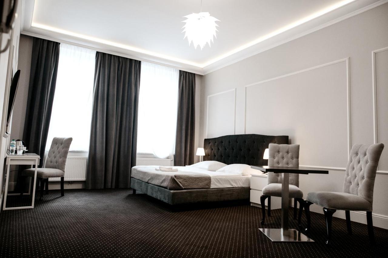 Aparthotel Platinum Apartamenty イノブロツワフ エクステリア 写真